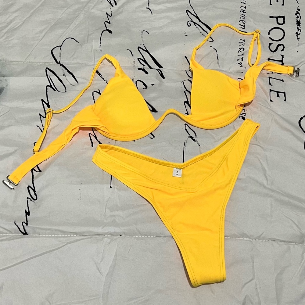 Bikini